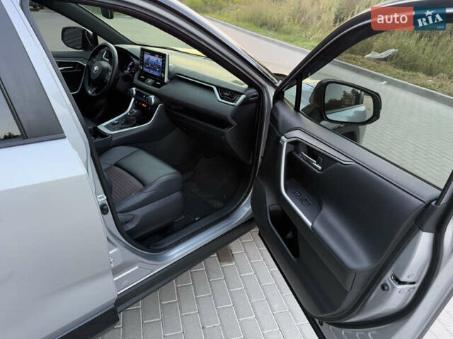 Сірий Тойота RAV4 PHEV, об'ємом двигуна 2.49 л та пробігом 87 тис. км за 36000 $, фото 37 на Automoto.ua