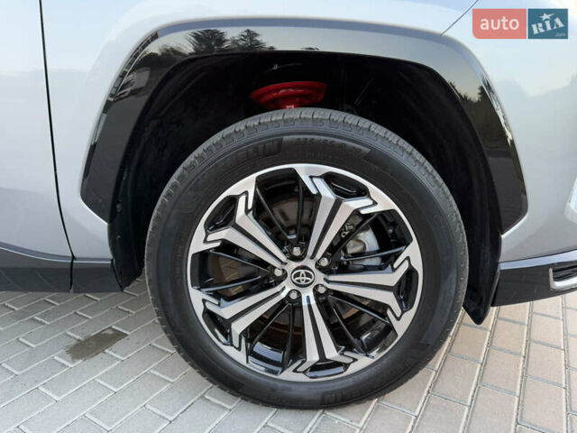 Сірий Тойота RAV4 PHEV, об'ємом двигуна 2.49 л та пробігом 87 тис. км за 36000 $, фото 24 на Automoto.ua