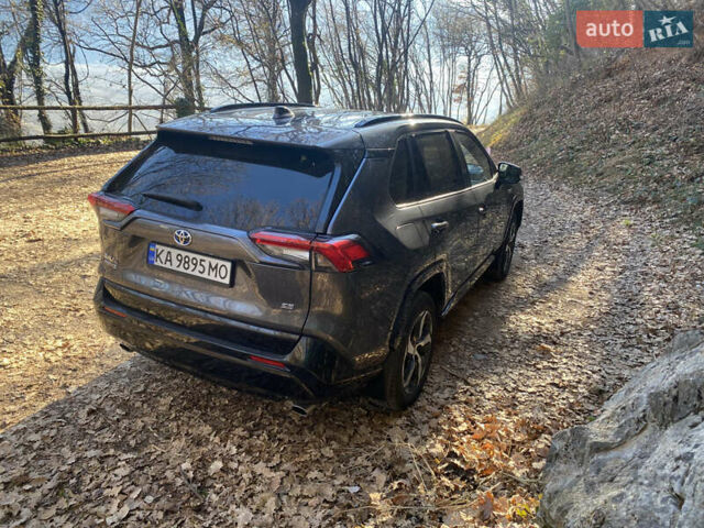Серый Тойота RAV4 PHEV, объемом двигателя 2.49 л и пробегом 149 тыс. км за 37000 $, фото 5 на Automoto.ua