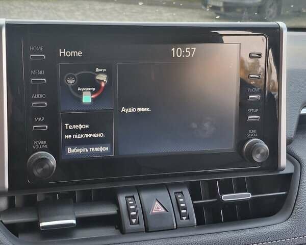 Серый Тойота RAV4 PHEV, объемом двигателя 2.5 л и пробегом 60 тыс. км за 37000 $, фото 6 на Automoto.ua