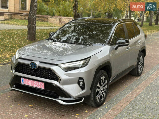 Сірий Тойота RAV4 PHEV, об'ємом двигуна 2.5 л та пробігом 63 тис. км за 49500 $, фото 5 на Automoto.ua