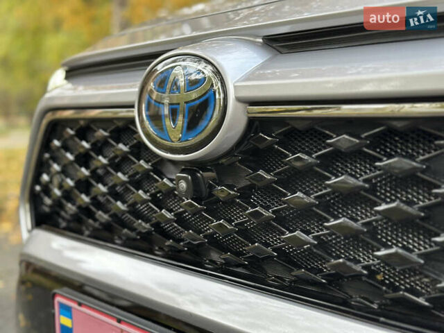 Сірий Тойота RAV4 PHEV, об'ємом двигуна 2.5 л та пробігом 63 тис. км за 49500 $, фото 21 на Automoto.ua