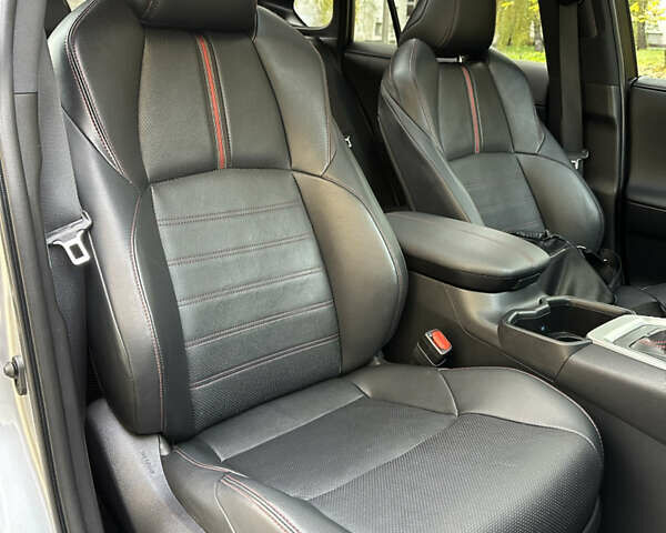 Сірий Тойота RAV4 PHEV, об'ємом двигуна 2.5 л та пробігом 63 тис. км за 49500 $, фото 50 на Automoto.ua