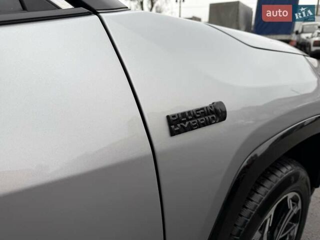 Серый Тойота RAV4 PHEV, объемом двигателя 2.5 л и пробегом 25 тыс. км за 48800 $, фото 28 на Automoto.ua