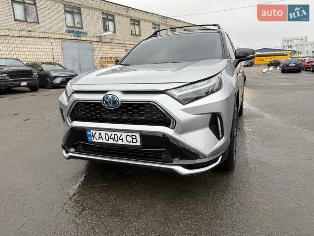 Серый Тойота RAV4 PHEV, объемом двигателя 2.5 л и пробегом 25 тыс. км за 48800 $, фото 3 на Automoto.ua