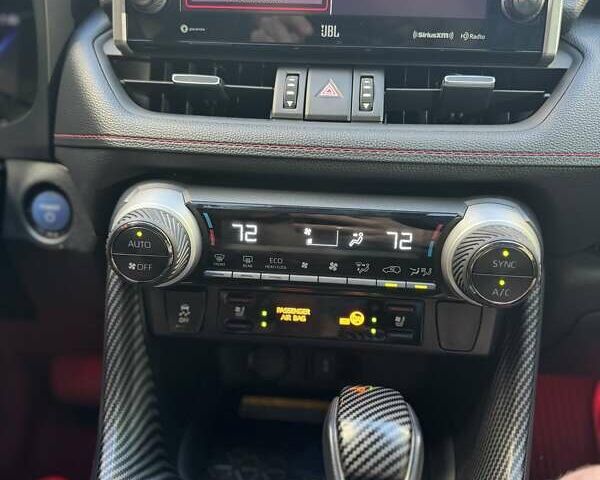 Синий Тойота RAV4 PHEV, объемом двигателя 2.49 л и пробегом 86 тыс. км за 45000 $, фото 21 на Automoto.ua