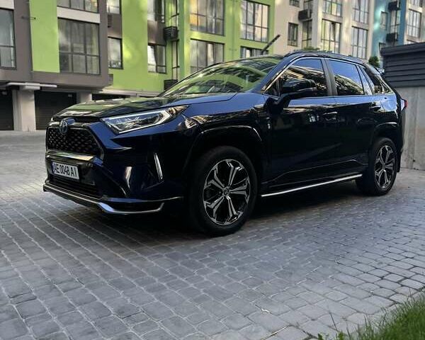 Синий Тойота RAV4 PHEV, объемом двигателя 2.49 л и пробегом 86 тыс. км за 45000 $, фото 5 на Automoto.ua