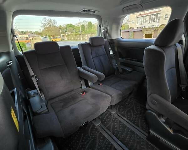 Білий Тойота Веллфаір, об'ємом двигуна 2.4 л та пробігом 110 тис. км за 15500 $, фото 30 на Automoto.ua