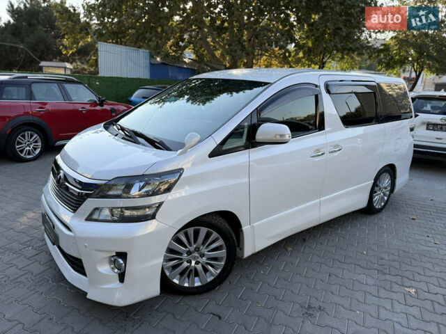 Білий Тойота Веллфаір, об'ємом двигуна 2.36 л та пробігом 84 тис. км за 16500 $, фото 5 на Automoto.ua