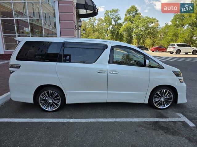 Білий Тойота Веллфаір, об'ємом двигуна 2.4 л та пробігом 97 тис. км за 18500 $, фото 10 на Automoto.ua