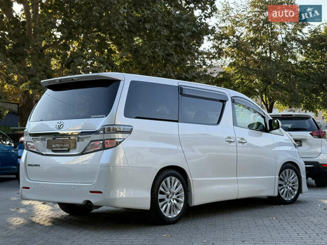 Білий Тойота Веллфаір, об'ємом двигуна 2.36 л та пробігом 84 тис. км за 16500 $, фото 25 на Automoto.ua
