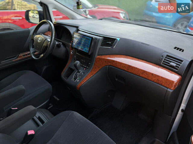 Білий Тойота Веллфаір, об'ємом двигуна 2.36 л та пробігом 84 тис. км за 16500 $, фото 41 на Automoto.ua