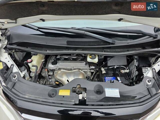 Белый Тойота Веллфаир, объемом двигателя 2.4 л и пробегом 83 тыс. км за 18500 $, фото 50 на Automoto.ua