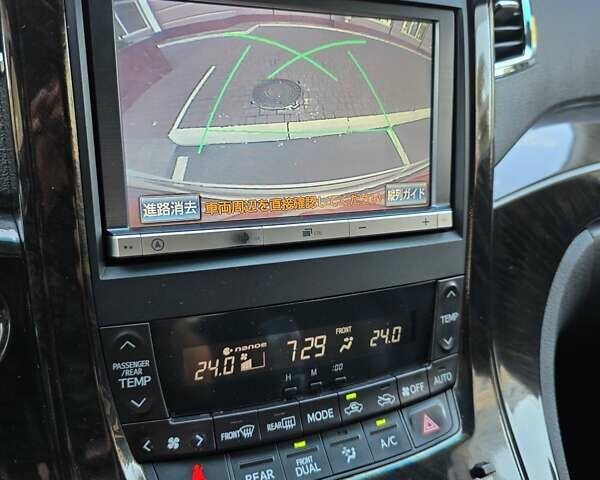 Білий Тойота Веллфаір, об'ємом двигуна 2.4 л та пробігом 97 тис. км за 18500 $, фото 26 на Automoto.ua