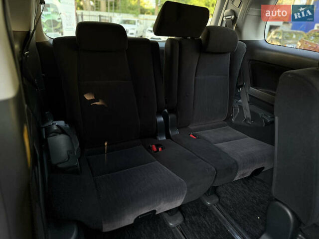 Білий Тойота Веллфаір, об'ємом двигуна 2.36 л та пробігом 84 тис. км за 16500 $, фото 39 на Automoto.ua