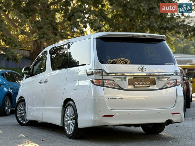 Білий Тойота Веллфаір, об'ємом двигуна 2.36 л та пробігом 84 тис. км за 16500 $, фото 35 на Automoto.ua