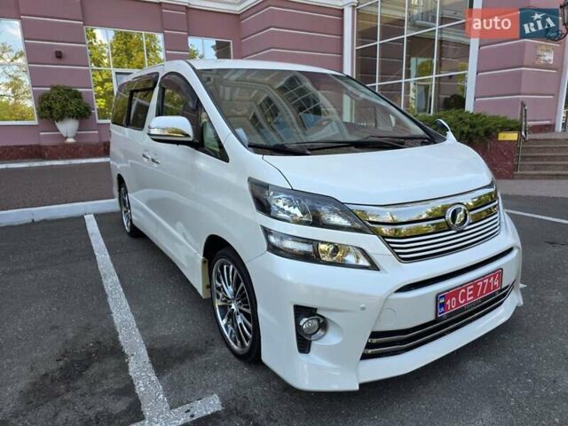 Білий Тойота Веллфаір, об'ємом двигуна 2.4 л та пробігом 97 тис. км за 18500 $, фото 1 на Automoto.ua