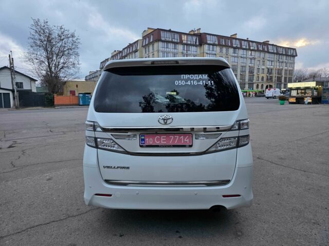 Белый Тойота Веллфаир, объемом двигателя 2.4 л и пробегом 97 тыс. км за 16900 $, фото 2 на Automoto.ua