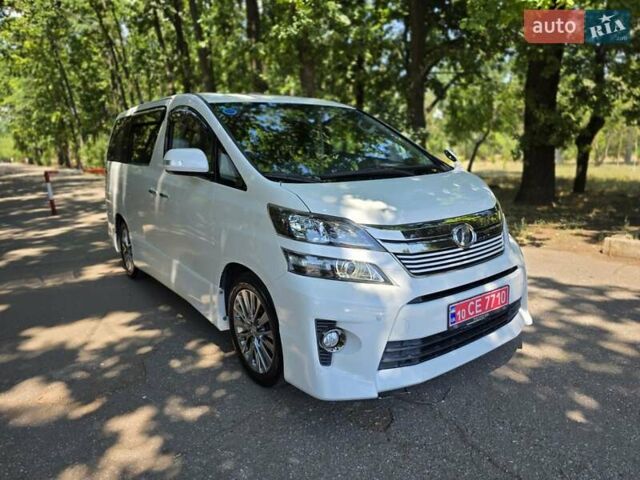 Белый Тойота Веллфаир, объемом двигателя 2.4 л и пробегом 84 тыс. км за 18500 $, фото 13 на Automoto.ua