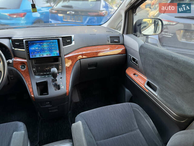 Білий Тойота Веллфаір, об'ємом двигуна 2.36 л та пробігом 84 тис. км за 16500 $, фото 45 на Automoto.ua