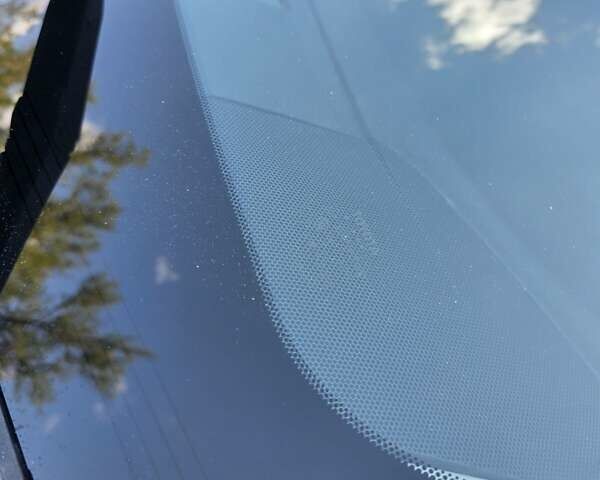 Білий Тойота Веллфаір, об'ємом двигуна 2.4 л та пробігом 97 тис. км за 18500 $, фото 13 на Automoto.ua