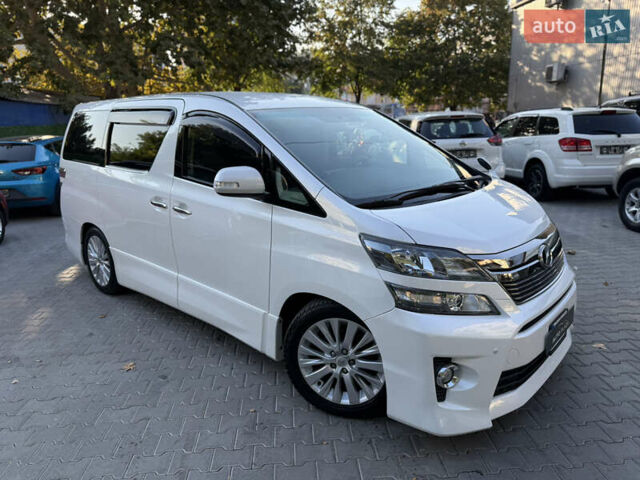 Білий Тойота Веллфаір, об'ємом двигуна 2.36 л та пробігом 84 тис. км за 16500 $, фото 12 на Automoto.ua