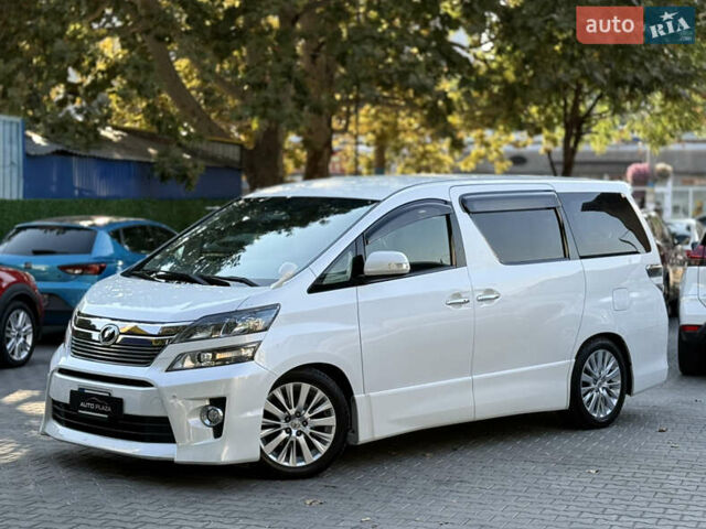 Білий Тойота Веллфаір, об'ємом двигуна 2.36 л та пробігом 84 тис. км за 16500 $, фото 9 на Automoto.ua