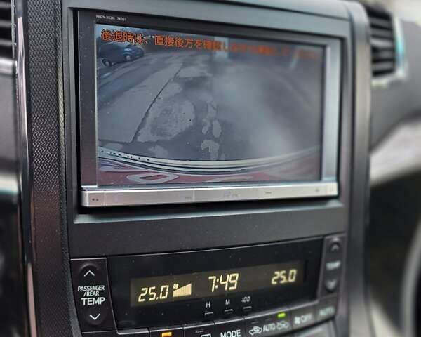 Белый Тойота Веллфаир, объемом двигателя 2.4 л и пробегом 83 тыс. км за 18500 $, фото 29 на Automoto.ua