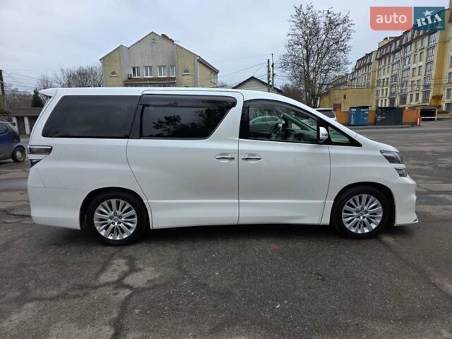 Белый Тойота Веллфаир, объемом двигателя 2.4 л и пробегом 83 тыс. км за 18500 $, фото 7 на Automoto.ua