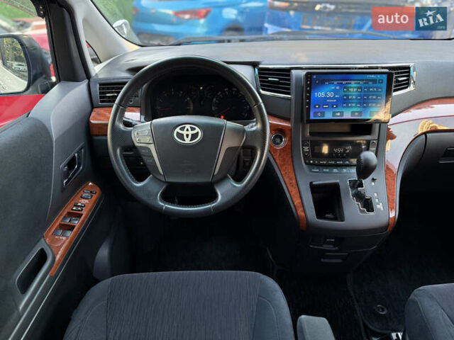 Білий Тойота Веллфаір, об'ємом двигуна 2.36 л та пробігом 84 тис. км за 16500 $, фото 43 на Automoto.ua