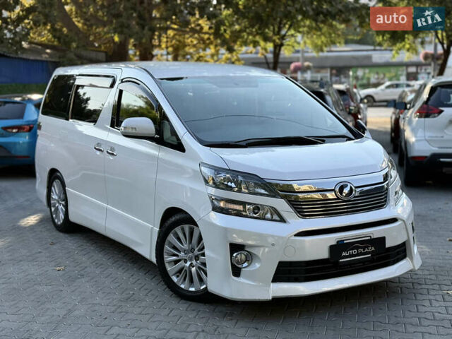 Білий Тойота Веллфаір, об'ємом двигуна 2.36 л та пробігом 84 тис. км за 16500 $, фото 14 на Automoto.ua