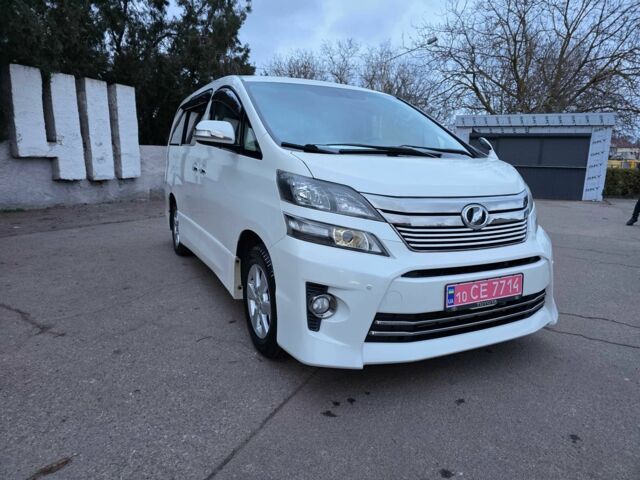 Белый Тойота Веллфаир, объемом двигателя 2.4 л и пробегом 97 тыс. км за 16900 $, фото 6 на Automoto.ua