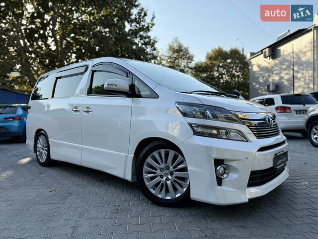 Білий Тойота Веллфаір, об'ємом двигуна 2.36 л та пробігом 84 тис. км за 16500 $, фото 13 на Automoto.ua
