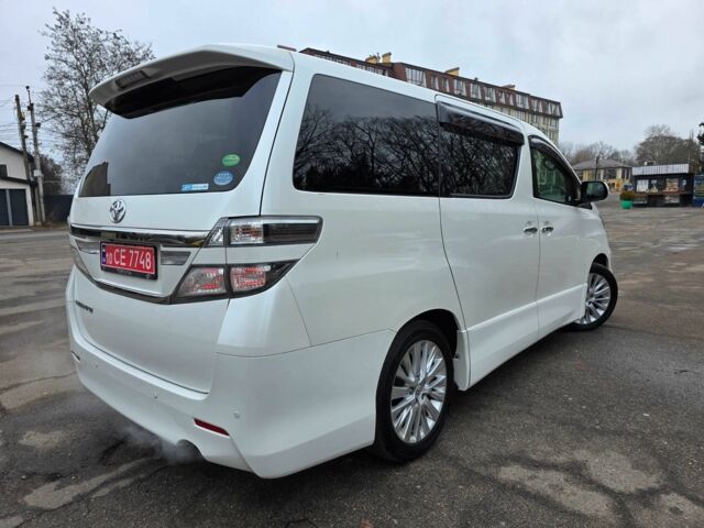 Белый Тойота Веллфаир, объемом двигателя 2.4 л и пробегом 83 тыс. км за 18500 $, фото 4 на Automoto.ua