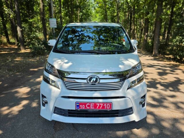 Белый Тойота Веллфаир, объемом двигателя 2.4 л и пробегом 84 тыс. км за 17900 $, фото 8 на Automoto.ua