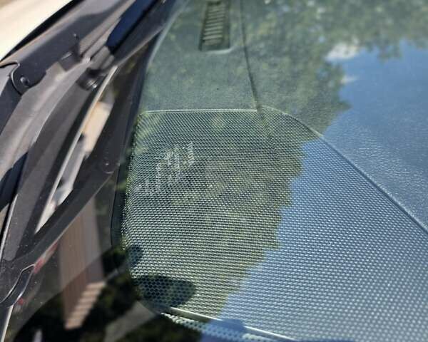 Белый Тойота Веллфаир, объемом двигателя 2.4 л и пробегом 84 тыс. км за 18500 $, фото 18 на Automoto.ua