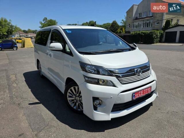Белый Тойота Веллфаир, объемом двигателя 2.4 л и пробегом 84 тыс. км за 18500 $, фото 2 на Automoto.ua