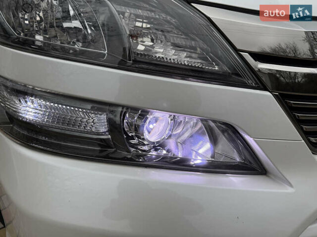 Білий Тойота Веллфаір, об'ємом двигуна 2.36 л та пробігом 69 тис. км за 23500 $, фото 30 на Automoto.ua