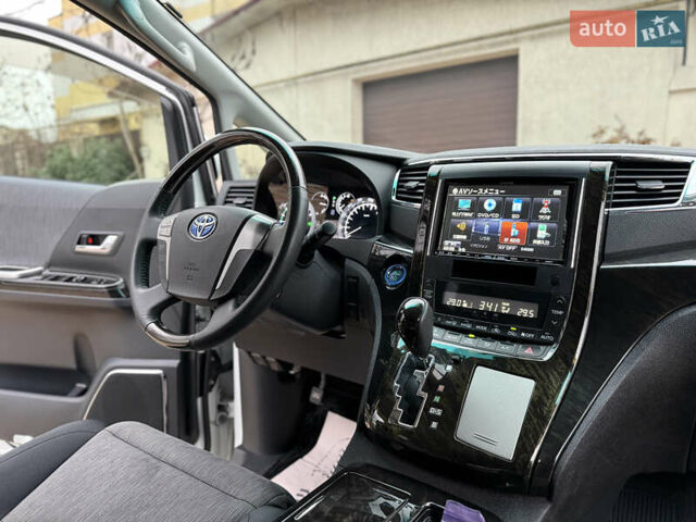 Білий Тойота Веллфаір, об'ємом двигуна 2.36 л та пробігом 69 тис. км за 23500 $, фото 94 на Automoto.ua