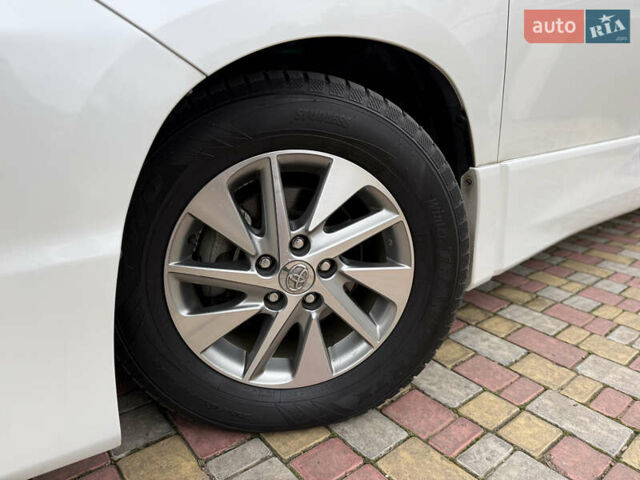 Білий Тойота Веллфаір, об'ємом двигуна 2.36 л та пробігом 69 тис. км за 23500 $, фото 67 на Automoto.ua