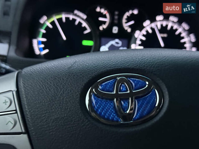 Білий Тойота Веллфаір, об'ємом двигуна 2.36 л та пробігом 69 тис. км за 23500 $, фото 70 на Automoto.ua