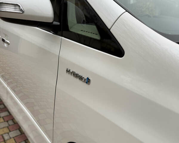 Білий Тойота Веллфаір, об'ємом двигуна 2.36 л та пробігом 69 тис. км за 23500 $, фото 39 на Automoto.ua