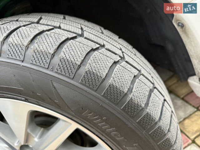 Білий Тойота Веллфаір, об'ємом двигуна 2.36 л та пробігом 69 тис. км за 23500 $, фото 68 на Automoto.ua