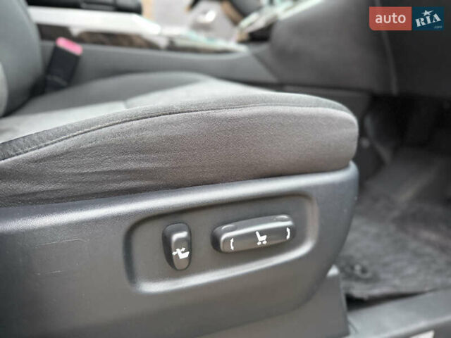 Білий Тойота Веллфаір, об'ємом двигуна 2.36 л та пробігом 69 тис. км за 23500 $, фото 88 на Automoto.ua