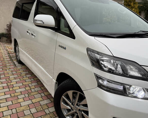 Білий Тойота Веллфаір, об'ємом двигуна 2.36 л та пробігом 69 тис. км за 23500 $, фото 36 на Automoto.ua