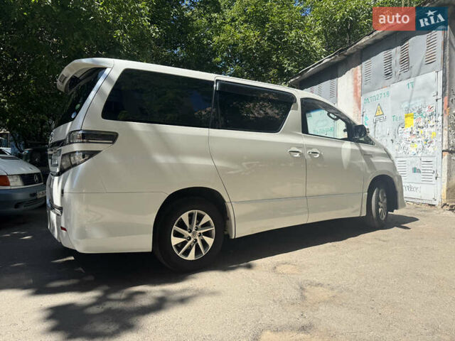 Белый Тойота Веллфаир, объемом двигателя 2.4 л и пробегом 84 тыс. км за 22999 $, фото 8 на Automoto.ua