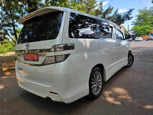 Белый Тойота Веллфаир, объемом двигателя 2.4 л и пробегом 97 тыс. км за 17900 $, фото 20 на Automoto.ua