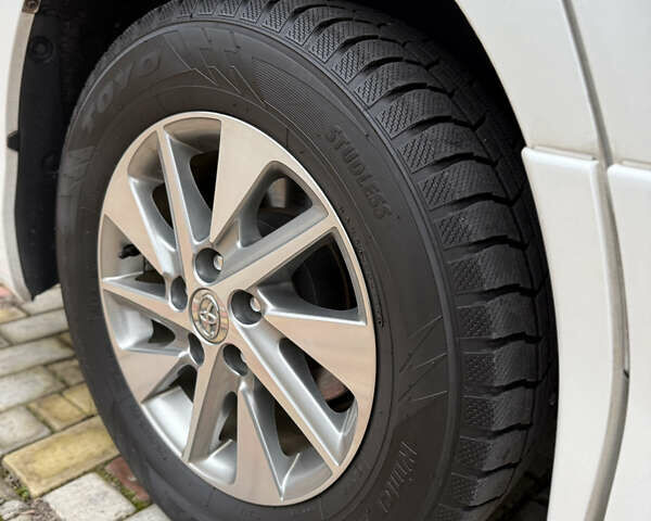 Білий Тойота Веллфаір, об'ємом двигуна 2.36 л та пробігом 69 тис. км за 23500 $, фото 66 на Automoto.ua