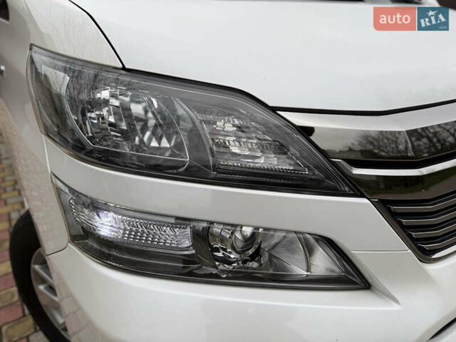 Білий Тойота Веллфаір, об'ємом двигуна 2.36 л та пробігом 69 тис. км за 23500 $, фото 29 на Automoto.ua