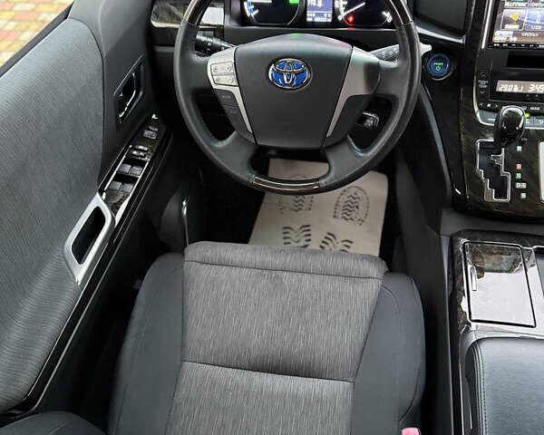 Білий Тойота Веллфаір, об'ємом двигуна 2.36 л та пробігом 69 тис. км за 23500 $, фото 75 на Automoto.ua